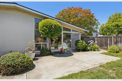 5573 Bigoak Dr, San Jose, CA 95129 - Photo 4