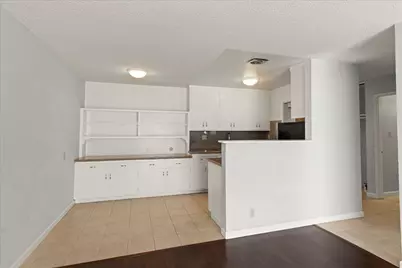 220 Athol Ave, Oakland, CA 94606 - Photo 8