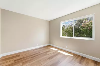 569 Gaundabert Ln, San Jose, CA 95136 - Photo 20