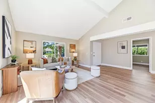 569 Gaundabert Ln, San Jose, CA 95136 - Photo 8
