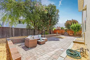 569 Gaundabert Ln, San Jose, CA 95136 - Photo 28