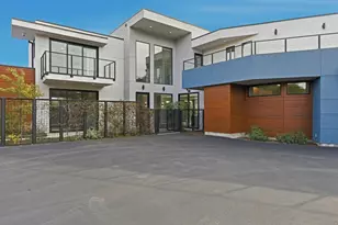 10 Notre Dame Pl, Belmont, CA 94002 - Photo 2