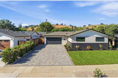 1075 Cloverbrook Dr, San Jose, CA 95120 - Photo 28