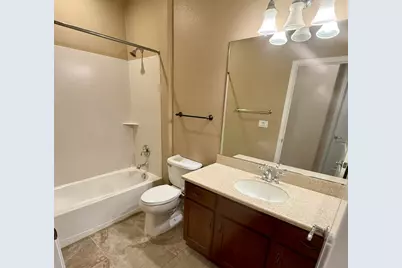 9946 Hatherton Way, Elk Grove, CA 95757 - Photo 10
