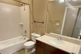 9946 Hatherton Way, Elk Grove, CA 95757 - Photo 10