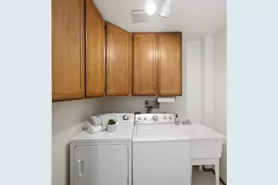 2411 Carlmont Dr 107, Belmont, CA 94002 - Photo 8
