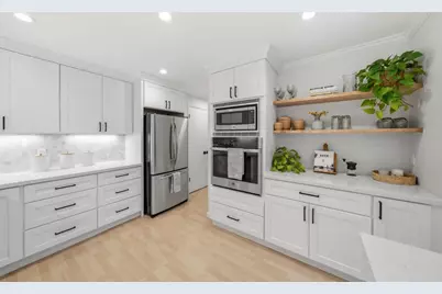 2411 Carlmont Dr 107, Belmont, CA 94002 - Photo 20