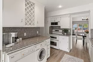 810 Lighthouse Ave 206, Pacific Grove, CA 93950 - Photo 20