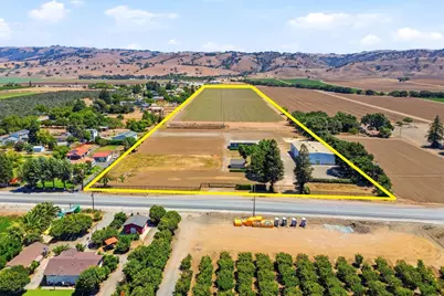 3065 Pacheco Pass Hwy, Gilroy, CA 95020 - Photo 1
