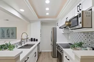 2071 Foxhall Loop, San Jose, CA 95125 - Photo 2