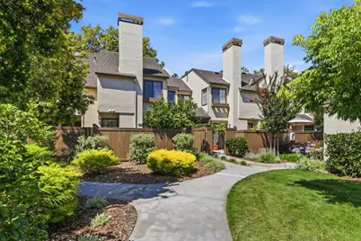 2071 Foxhall Loop, San Jose, CA 95125 - Photo 2