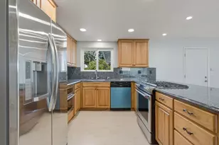 1120 Woodside Cir, Salinas, CA 93901 - Photo 12