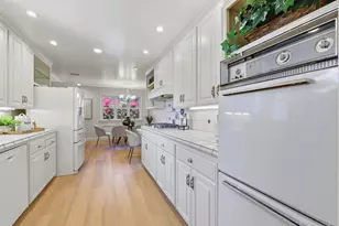 1048 Savannah Dr, San Jose, CA 95117 - Photo 12