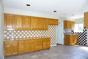 64 Melrose Ave, San Jose, CA 95116 - Photo 12
