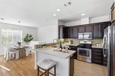 301 W Ballymore Cir, San Jose, CA 95136 - Photo 12