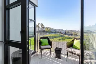 451 Donahue St 407, San Francisco, CA 94124 - Photo 2