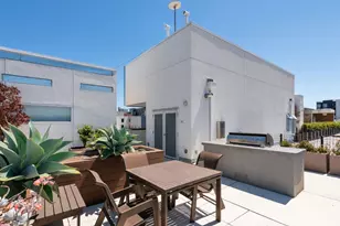 451 Donahue St 407, San Francisco, CA 94124 - Photo 44
