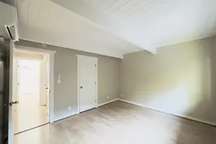 1751 Alma St, Palo Alto, CA 94301 - Photo 10