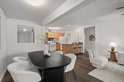 741 San Tomas St, Sunnyvale, CA 94085 - Photo 10