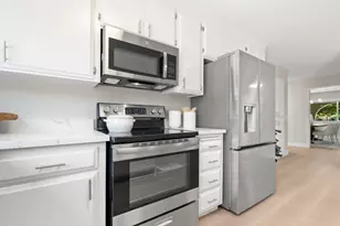 808 Glenside Dr, San Jose, CA 95123 - Photo 24