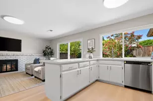 808 Glenside Dr, San Jose, CA 95123 - Photo 22