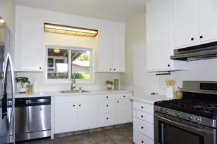 2641 Holland St, San Mateo, CA 94403 - Photo 12