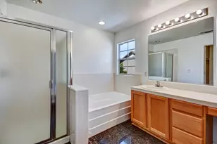 2287 Woodset Dr, San Jose, CA 95116 - Photo 16