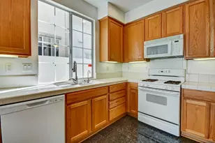 2287 Woodset Dr, San Jose, CA 95116 - Photo 12