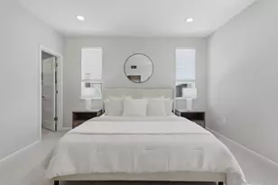 179 Llano De Los Robles Ave 1, San Jose, CA 95136 - Photo 20