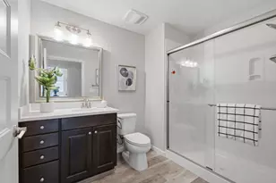 179 Llano De Los Robles Ave 1, San Jose, CA 95136 - Photo 22