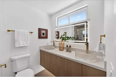 2074 Stonewood Ln, San Jose, CA 95132 - Photo 40