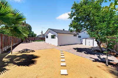 2074 Stonewood Ln, San Jose, CA 95132 - Photo 28