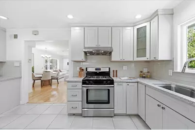 702 Grape Ave, Sunnyvale, CA 94087 - Photo 20