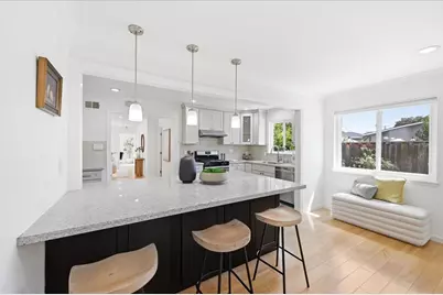 702 Grape Ave, Sunnyvale, CA 94087 - Photo 18