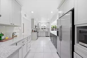 702 Grape Ave, Sunnyvale, CA 94087 - Photo 24