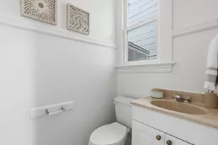 667 London St, San Francisco, CA 94112 - Photo 24