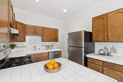 667 London St, San Francisco, CA 94112 - Photo 14