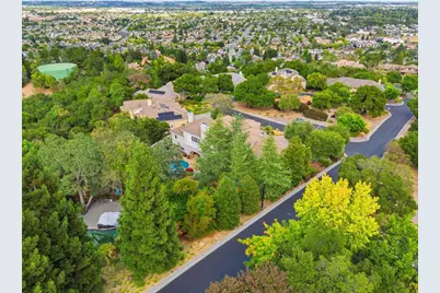 8451 Goldenrod Cir, Gilroy, CA 95020 - Photo 32