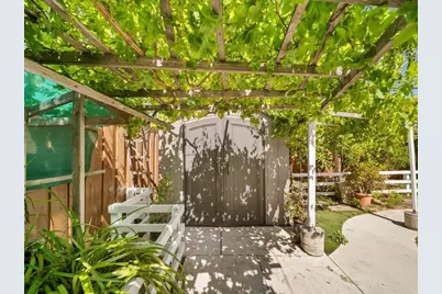 1371 Lassen Ave, Milpitas, CA 95035 - Photo 32