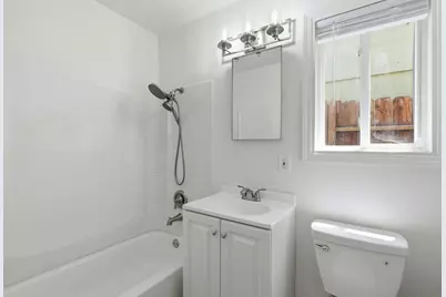 642 Douglas Ave, Oakland, CA 94603 - Photo 14