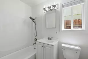 642 Douglas Ave, Oakland, CA 94603 - Photo 14