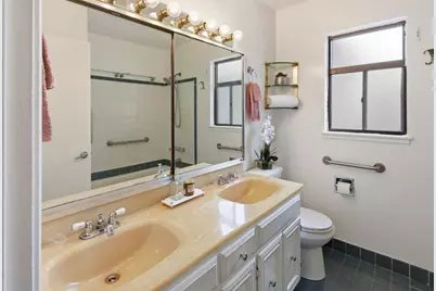 444 Heathcliff Dr, Pacifica, CA 94044 - Photo 36