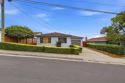 444 Heathcliff Dr, Pacifica, CA 94044 - Photo 1