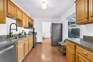 389 Lastreto Ave, Sunnyvale, CA 94085 - Photo 14
