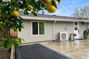 1133 S 9th St, San Jose, CA 95112 - Photo 14