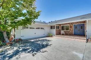 2202 Gunar Dr, San Jose, CA 95124 - Photo 4