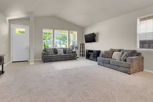 550 Lewis St, King City, CA 93930 - Photo 6