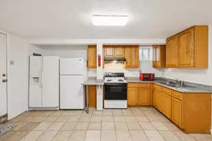 883 Pacific Ave, San Jose, CA 95126 - Photo 32