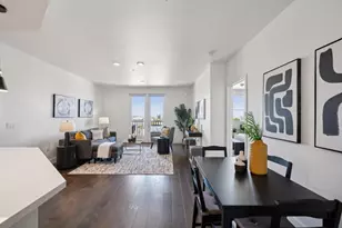 657 Walnut St 423, San Carlos, CA 94070 - Photo 4