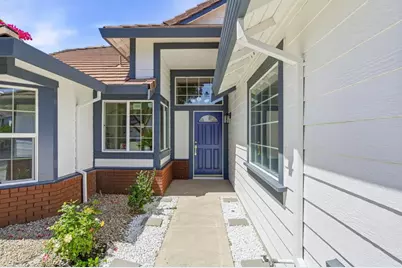 1725 Red Maple St, Union City, CA 94587 - Photo 6